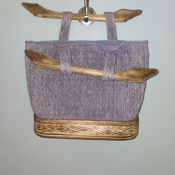 Elora Paris Handbag wooden handles and bottom - Picture 3 of 5
